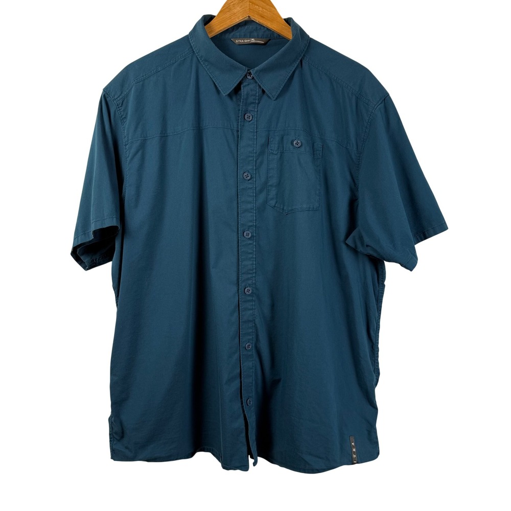 Sitka Gear Mens XL Camp Shirt Short Sleeve Button Up Shirt Hunting Camping Logo